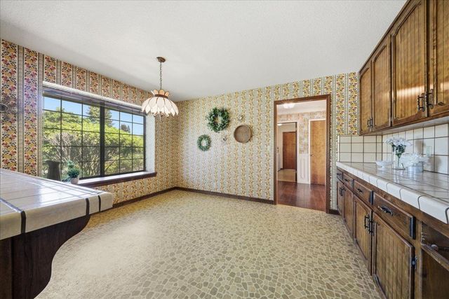 117 Oak Rock Cir, Folsom, CA 95630