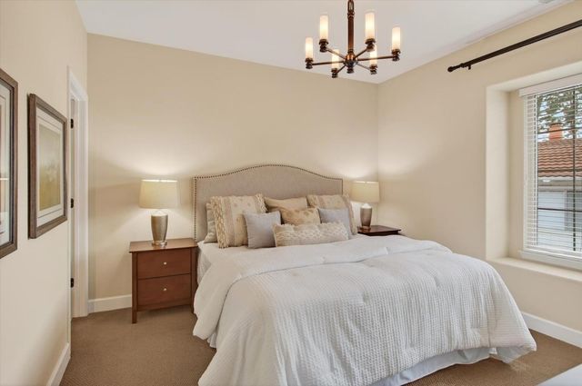 522 Tyndall Street, Los Altos, CA 94022