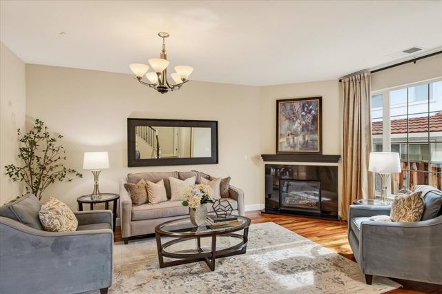 522 Tyndall Street, Los Altos, CA 94022