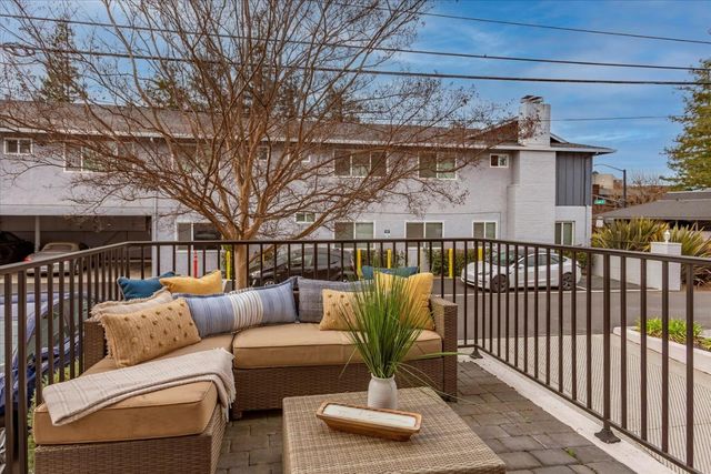 522 Tyndall Street, Los Altos, CA 94022