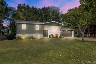9 Randy Court, St Peters, MO 63376