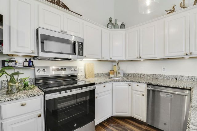 5469 Eagle Lake Drive, Palm Beach Gardens, FL 33418