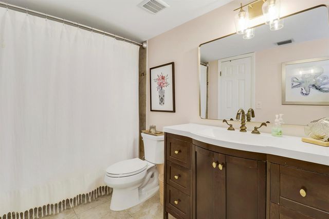 5469 Eagle Lake Drive, Palm Beach Gardens, FL 33418