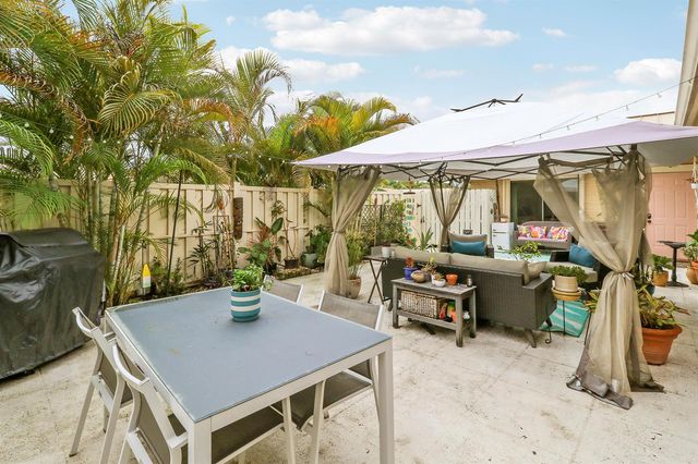 5469 Eagle Lake Drive, Palm Beach Gardens, FL 33418