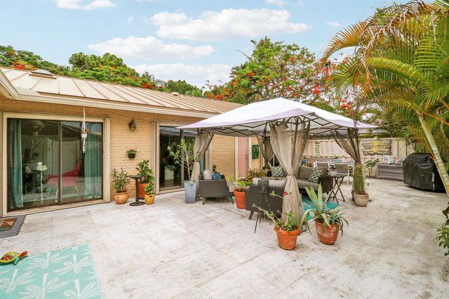 5469 Eagle Lake Drive, Palm Beach Gardens, FL 33418