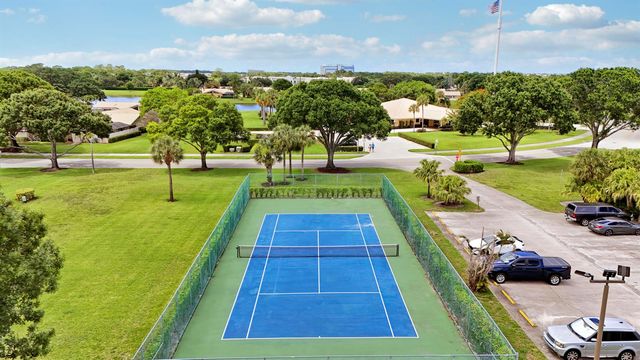5469 Eagle Lake Drive, Palm Beach Gardens, FL 33418