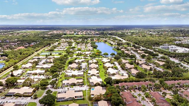 5469 Eagle Lake Drive, Palm Beach Gardens, FL 33418