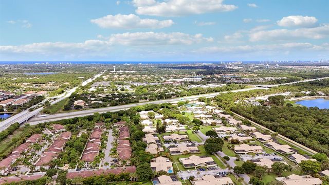 5469 Eagle Lake Drive, Palm Beach Gardens, FL 33418