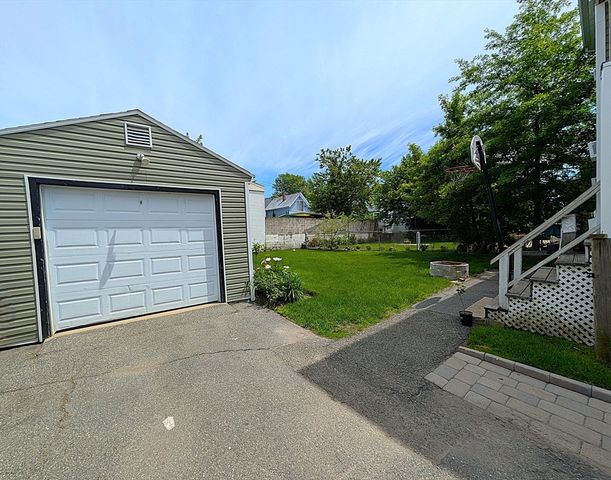 9 Ainsworth Place, Lynn, MA 01905