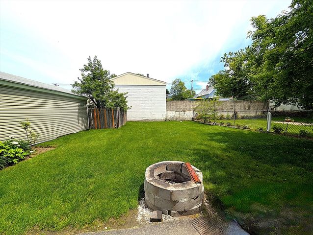 9 Ainsworth Place, Lynn, MA 01905