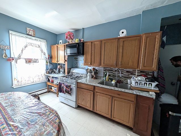 9 Ainsworth Place, Lynn, MA 01905