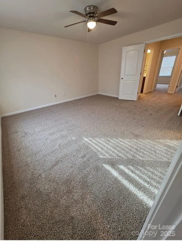 7306 Sienna Heights Place, Charlotte, NC 28213