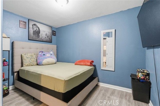 907 E 109th Place, Los Angeles, CA 90059