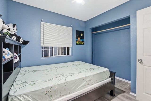 907 E 109th Place, Los Angeles, CA 90059