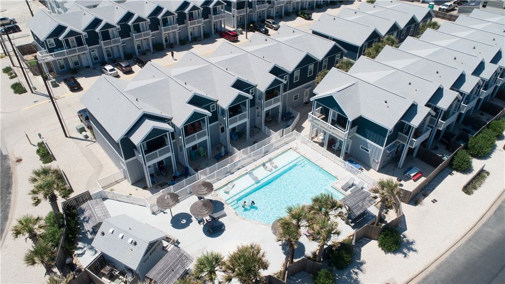 15216 Beach Way Dr, Corpus Christi, TX 78418 — photo 2