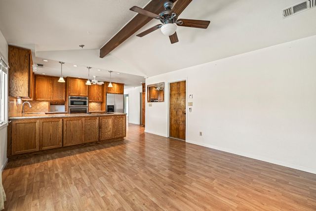 1213 Kimberly Dr, Yuba City, CA 95993