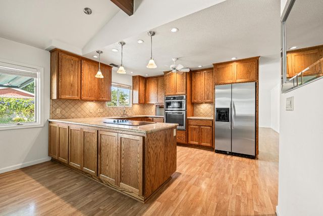 1213 Kimberly Dr, Yuba City, CA 95993