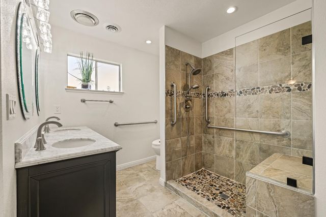 1213 Kimberly Dr, Yuba City, CA 95993