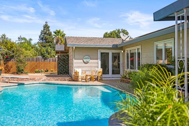 1213 Kimberly Dr, Yuba City, CA 95993