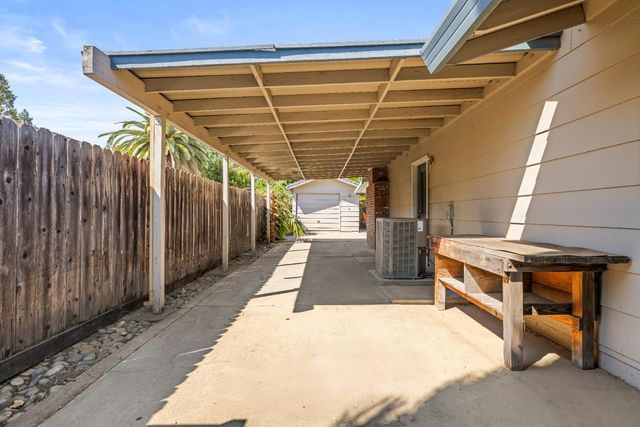 1213 Kimberly Dr, Yuba City, CA 95993