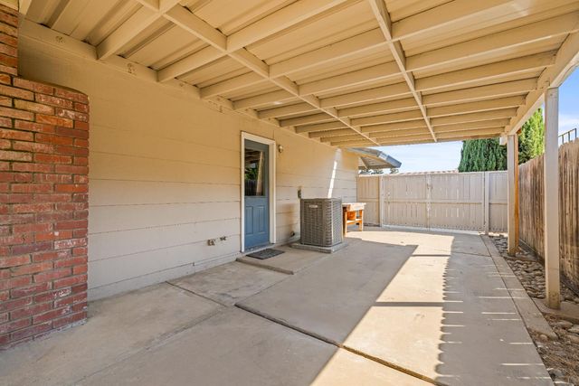 1213 Kimberly Dr, Yuba City, CA 95993