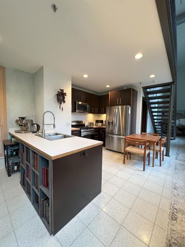 214 4th Street E 101, Saint Paul, MN 55101
