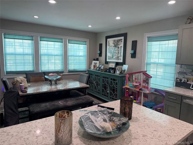 614 Monroe Boulevard Main, Long Beach, NY 11561