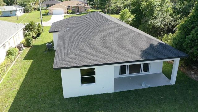 500 Sunset Road N, Rotonda West, FL 33947