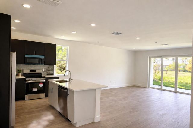 500 Sunset Road N, Rotonda West, FL 33947