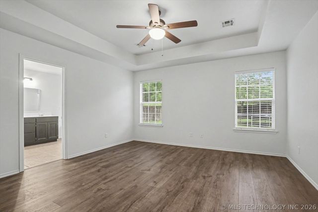 2111 W E Court, Jenks, OK 74037