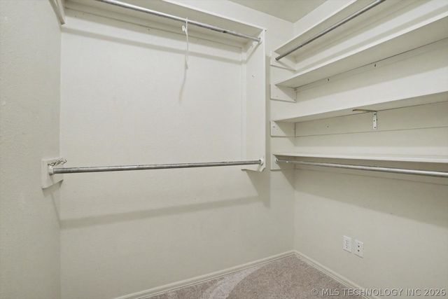 2111 W E Court, Jenks, OK 74037