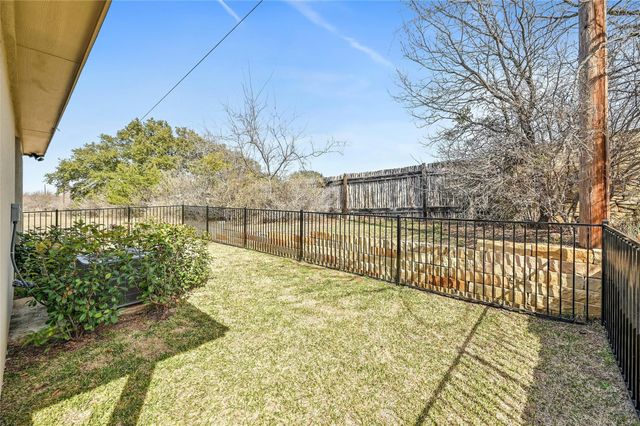 341 Sun Ray, Horseshoe Bay, TX 78657