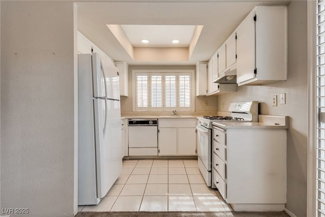 4363 Spencer Street 14, Las Vegas, NV 89119