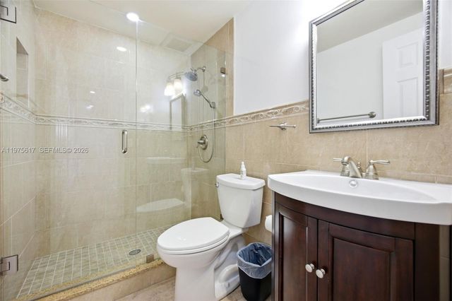 561 SW 87th Ct, Miami, FL 33174