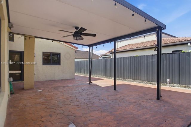 561 SW 87th Ct, Miami, FL 33174