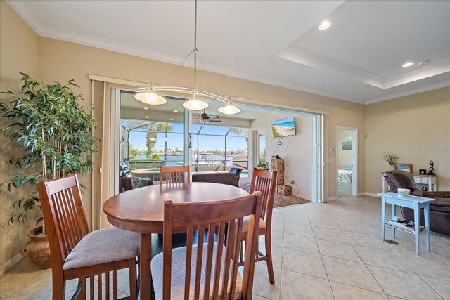 5040 LAKE OVERLOOK AVENUE, Bradenton, FL 34208