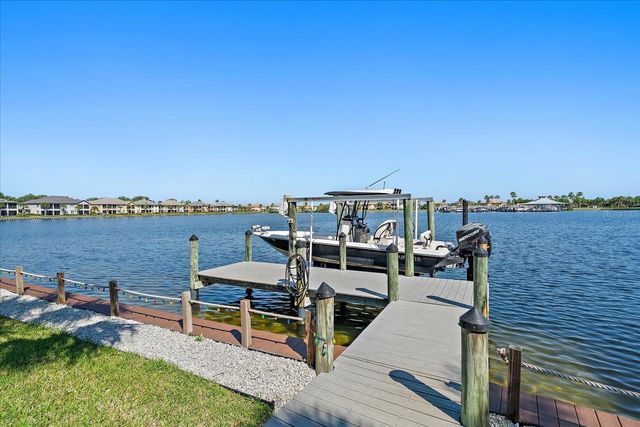 5040 LAKE OVERLOOK AVENUE, Bradenton, FL 34208
