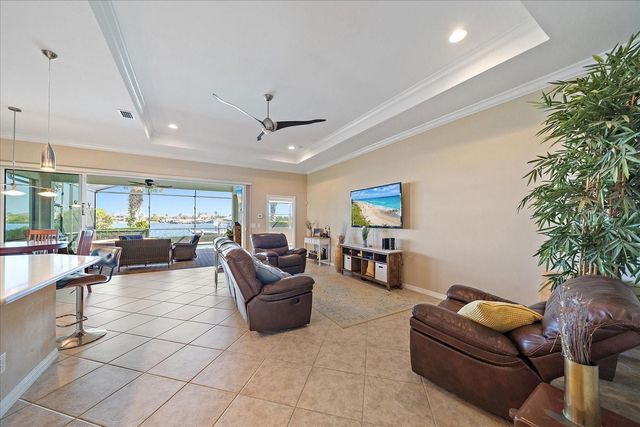 5040 LAKE OVERLOOK AVENUE, Bradenton, FL 34208