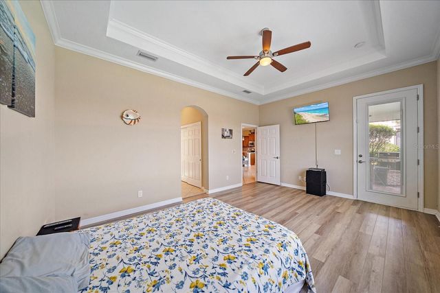 5040 LAKE OVERLOOK AVENUE, Bradenton, FL 34208