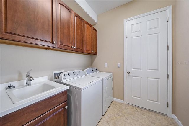 5040 LAKE OVERLOOK AVENUE, Bradenton, FL 34208