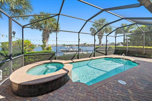 5040 LAKE OVERLOOK AVENUE, Bradenton, FL 34208