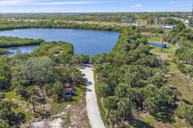 5040 LAKE OVERLOOK AVENUE, Bradenton, FL 34208