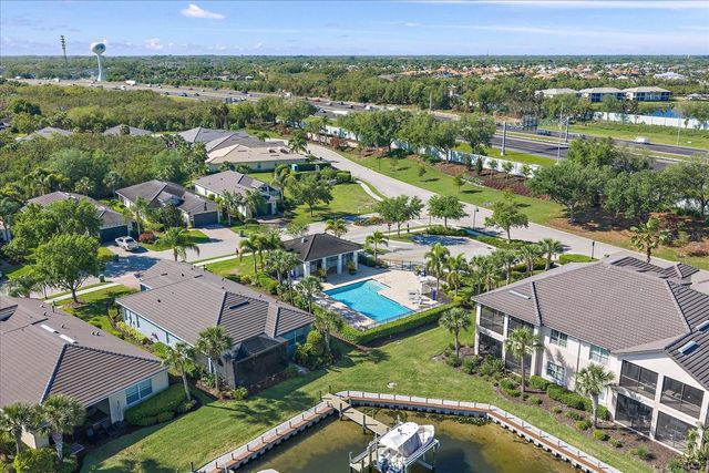 5040 LAKE OVERLOOK AVENUE, Bradenton, FL 34208