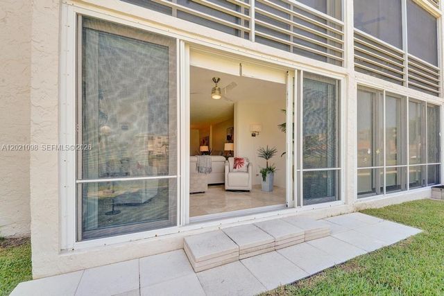 1025 SE 3rd Ave 108, Dania Beach, FL 33004