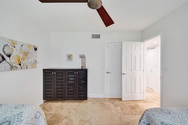 1025 SE 3rd Ave 108, Dania Beach, FL 33004
