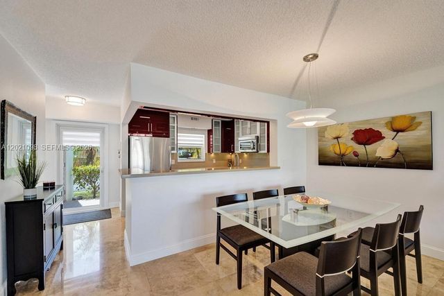 1025 SE 3rd Ave 108, Dania Beach, FL 33004