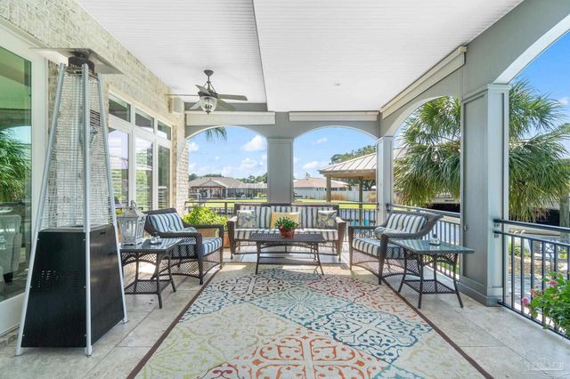 1639 Llani Ln, Gulf Breeze, FL 32563