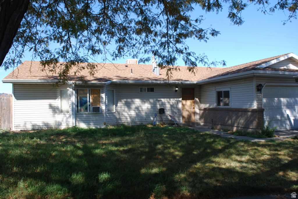 1349 N SIR PHILIP DR, Salt Lake City, UT 84116 — exterior