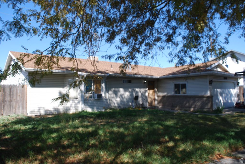 1349 N SIR PHILIP DR, Salt Lake City, UT 84116 — photo 2