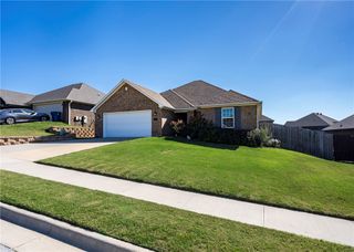 2121 Carlisle Street, Gentry, AR 72734